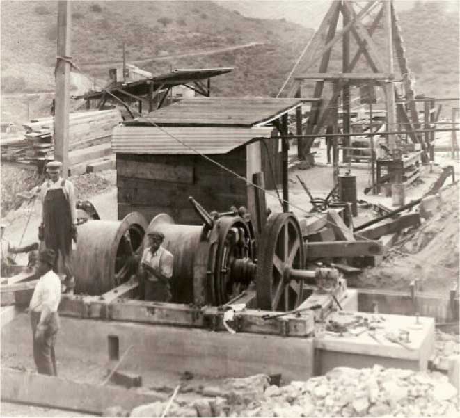 The shaft hoist at Bagdad is shown in the late 1920s.